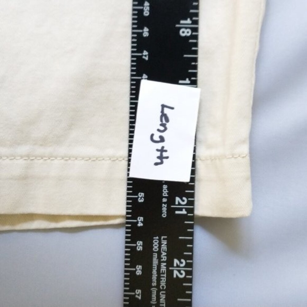 Eddie Bauer Womens Shorts 6 Beige/Cream Legend Wash Cotton 11" Inseam - Picture 9 of 12